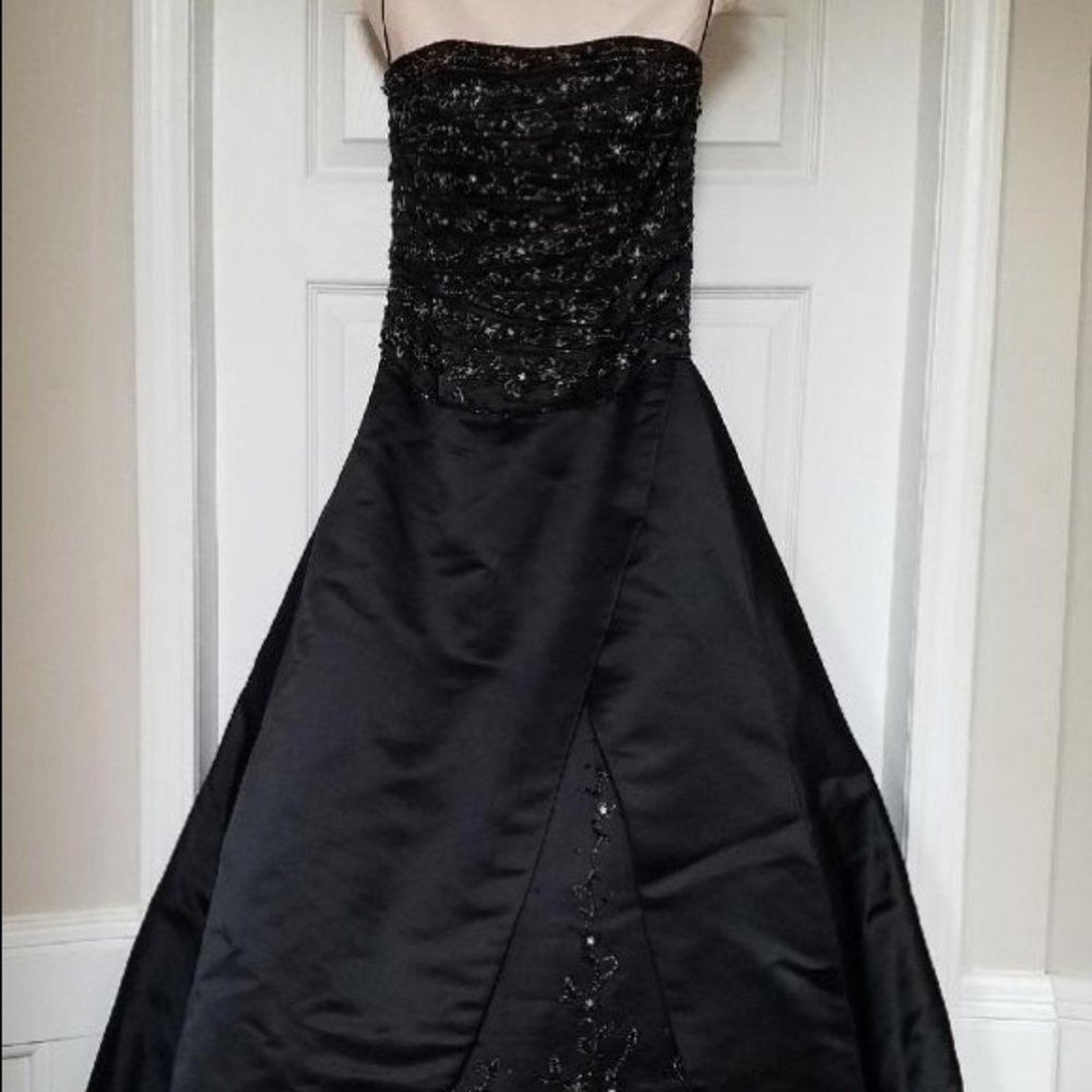 Couture gown, black (sz 0)